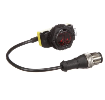 Cam bien quang banner qs18ep6dvq5