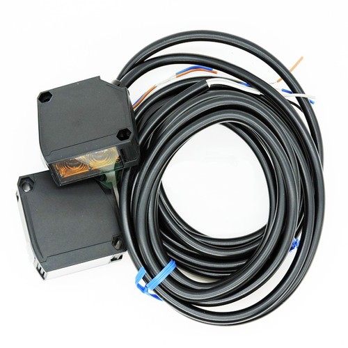 Cam bien quang omron e3jk tr12 c